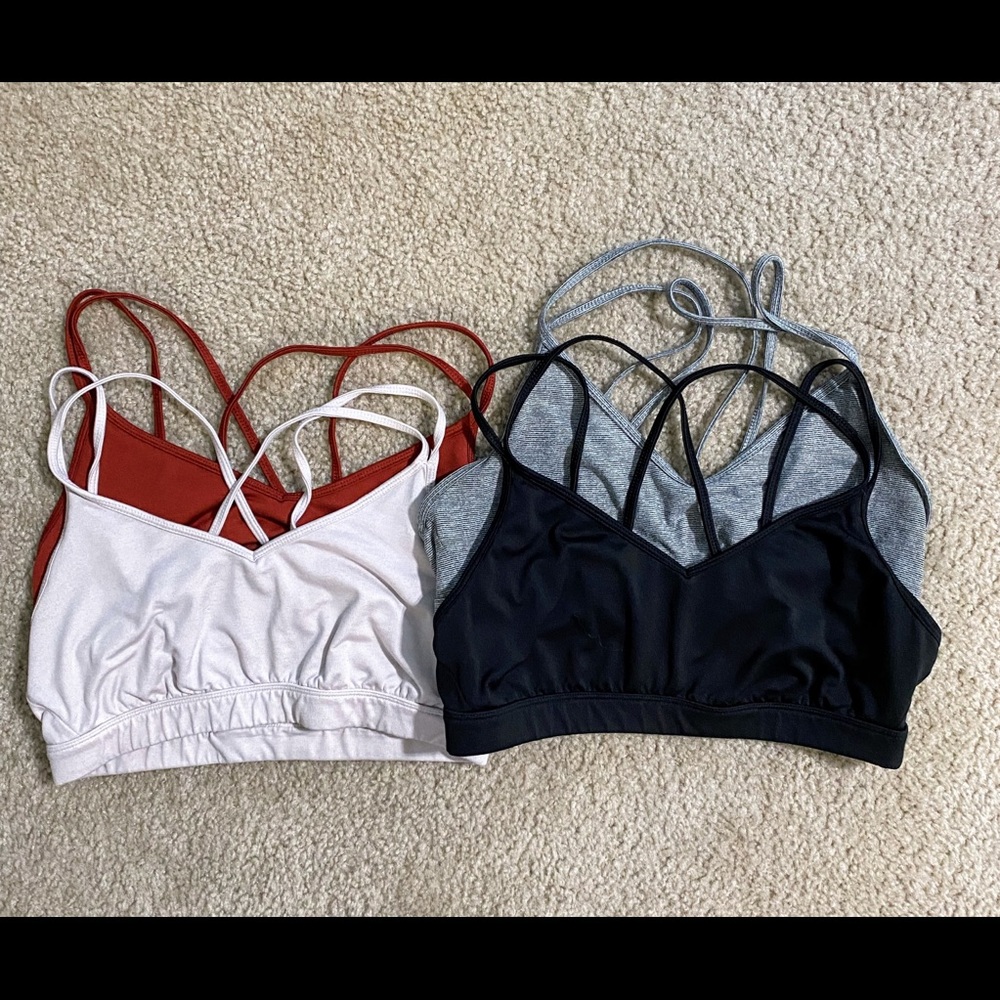 4 pack Old navy sports bras